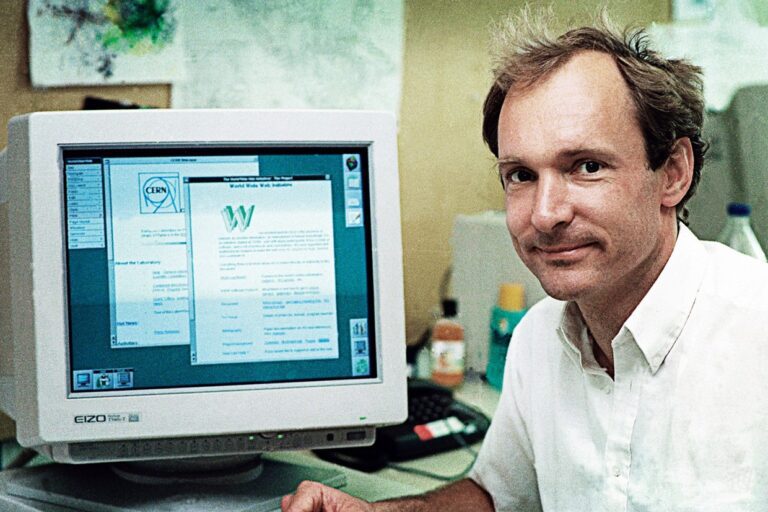 Top 10 Famous Software Developers Who Shaped Technology